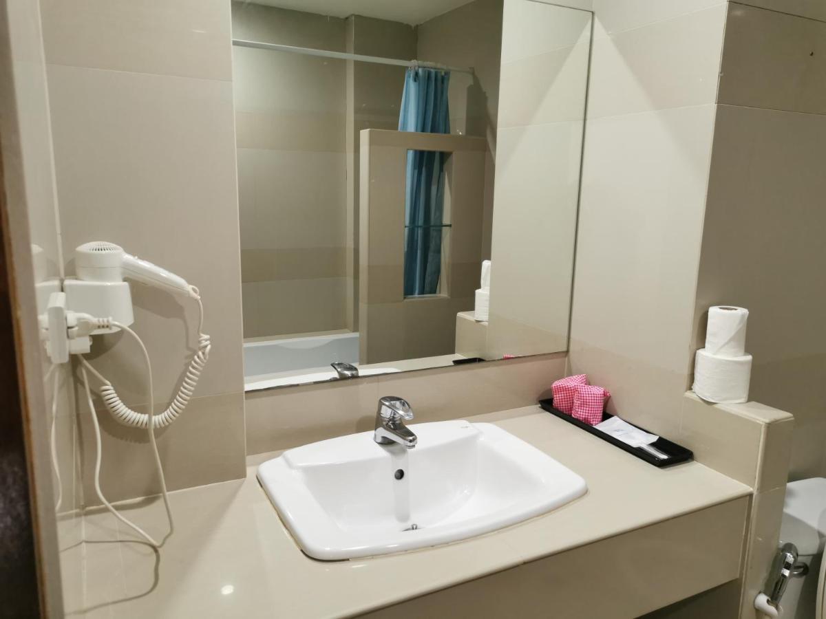 Hotel Morakot Twin Chumphon Zewnętrze zdjęcie