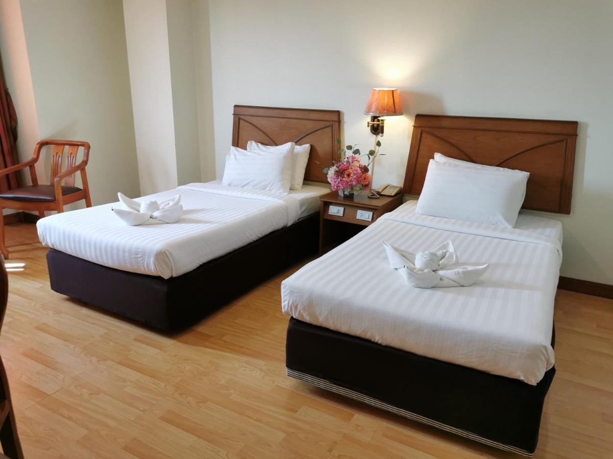 Hotel Morakot Twin Chumphon Zewnętrze zdjęcie