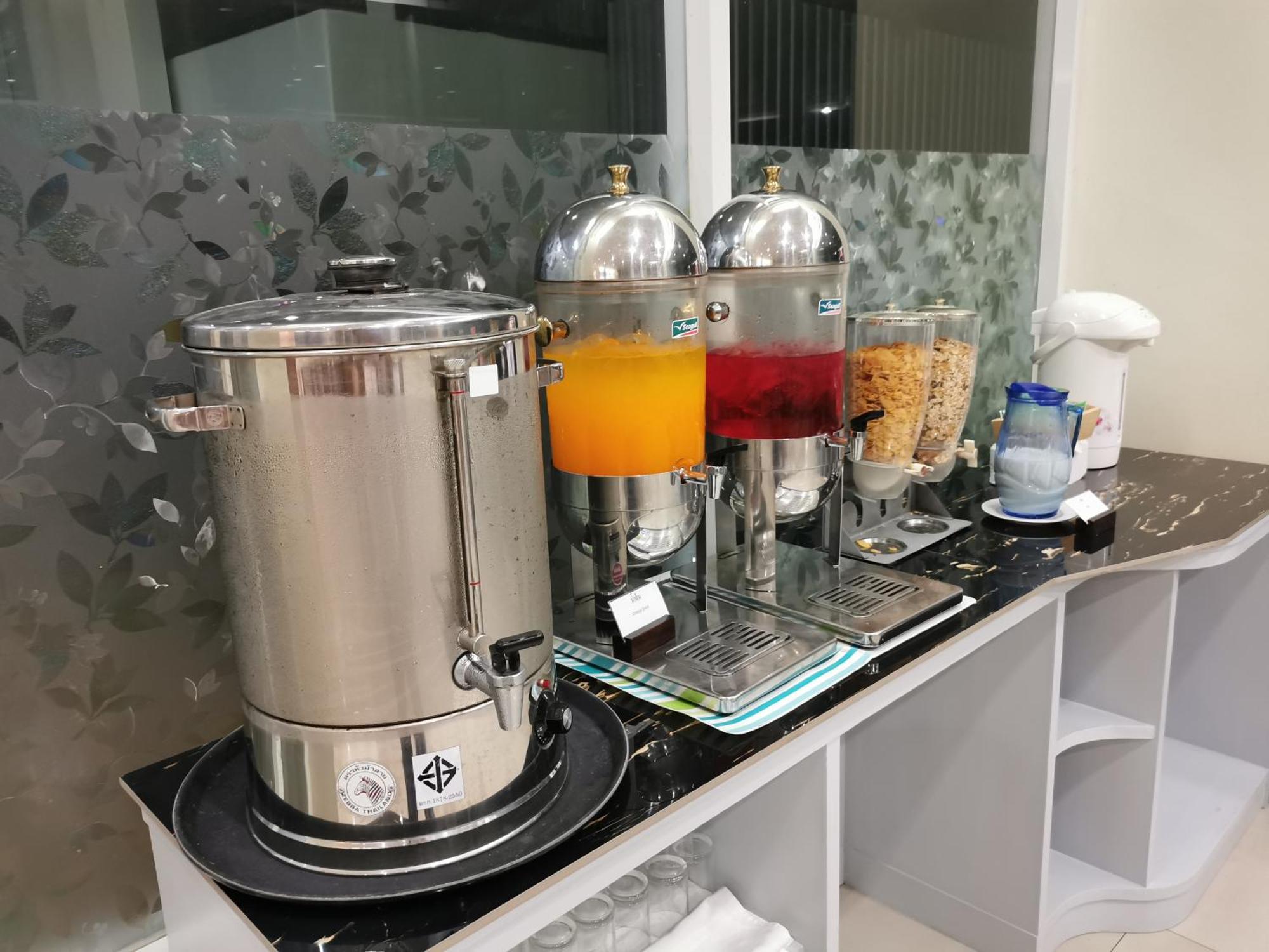 Hotel Morakot Twin Chumphon Zewnętrze zdjęcie