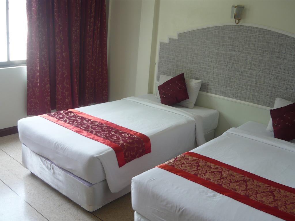 Hotel Morakot Twin Chumphon Pokój zdjęcie